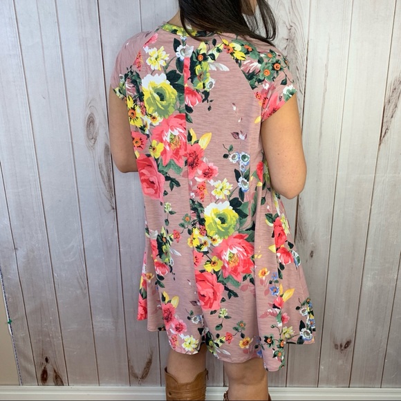 Shaina- pink floral short sleeve dress - Picture 7 of 9